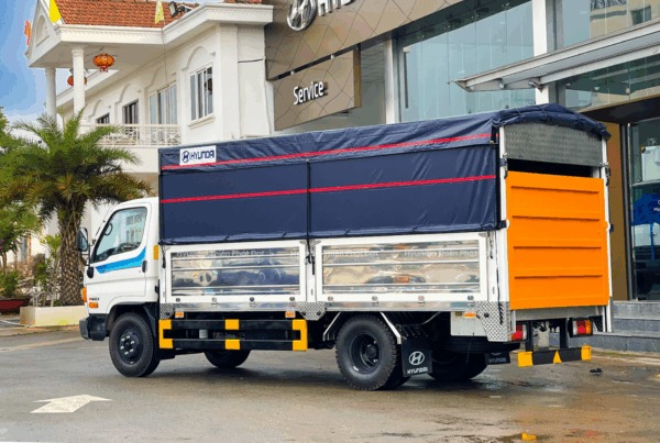 Mighty W11S thùng mui bạt bửng nâng - 2